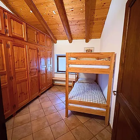 Шале Mountain Ca' Dal Ghiru By Bernardino Galliari